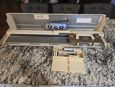 Singer Silver Reed Mod. 155 Knitting Machine 