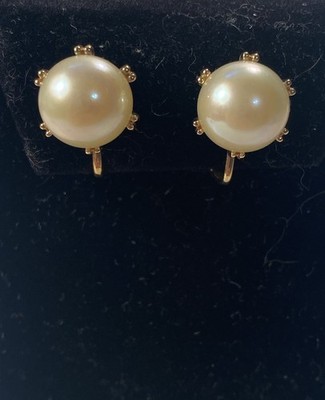 Vintage Ciner Gold Tone Faux  Pearl Clipon Earrings