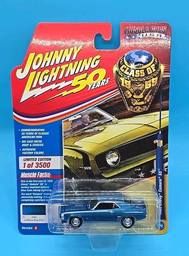 Johnny Lightning 1969 Chevrolet Camaro SS 1:64 ** 50 YEARS / MUSCLE CARS USA