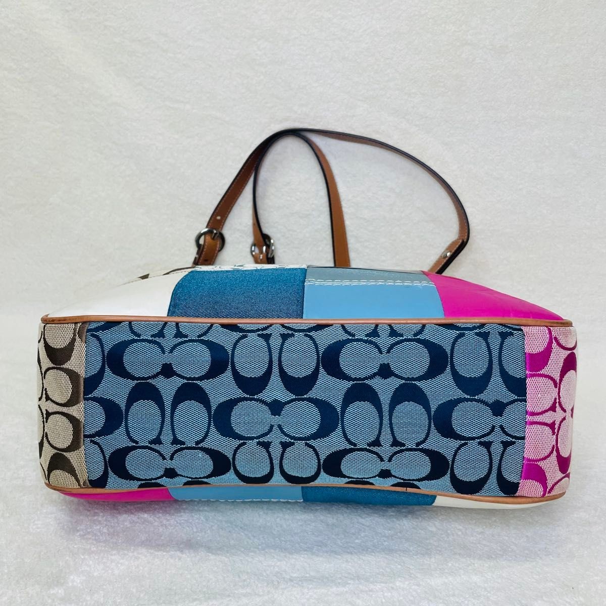 COACH Patchwork Tote Bag Signature Multicolor Can… - image 6