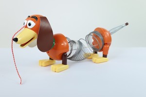 slinky dog pull toy