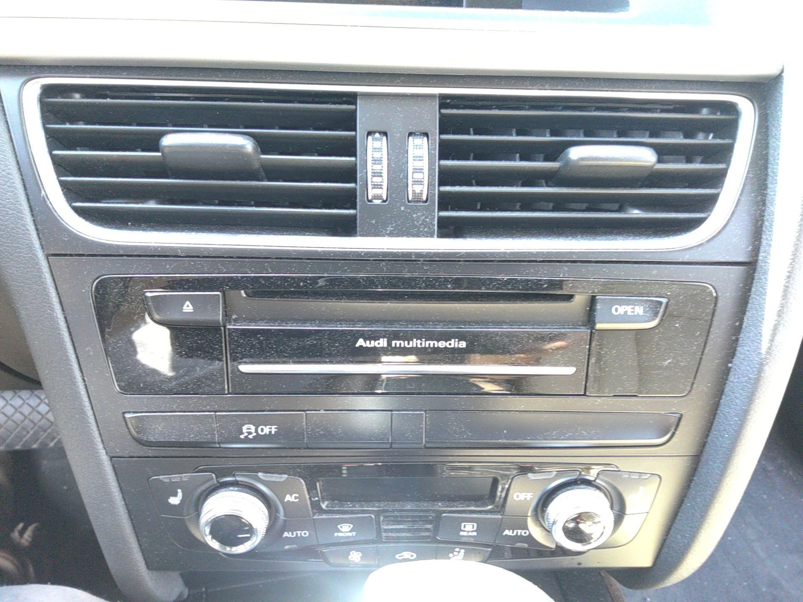 Picture 2 of 4