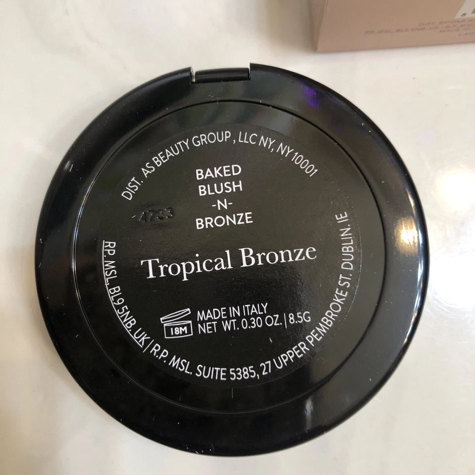 Laura Geller Baked Blush-N-Bronce Marbelizado 2:1 Tono Tropical Bronce 8,5 g Nuevo en Caja Foto 3 de 4