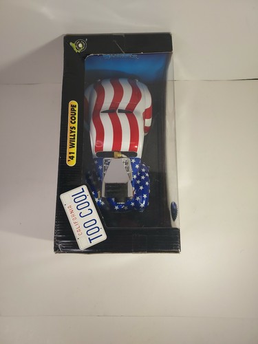 2002 FUNLINE MUSCLE MACHINES 1/18 SCALE 1941 WILLYS COUPE FLAG CAR - Picture 5 of 6