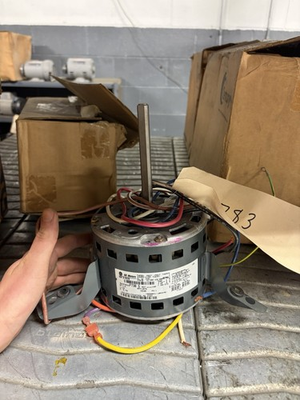 #ad GE MOTORS 3783 Fan and blower motor 1 4HP 115V 1075 RPM 3 speed 5KCP39GGP730S $99.88