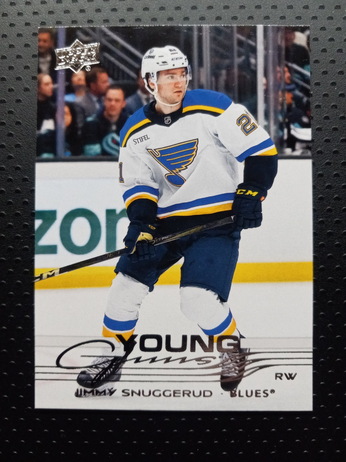 2025-26 Upper Deck Series 1 Young Guns #207 Jimmy Snuggerud Rookie Card