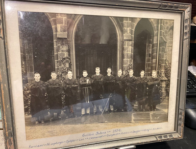 1934  FENCING TEAM ''GOLDEN SABERS'' 8x10 Framed