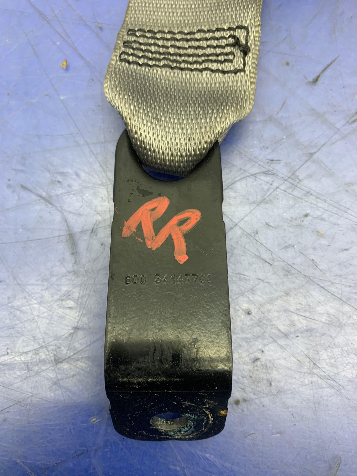 BMW i8 2017 Rear Right Seat belt retractor