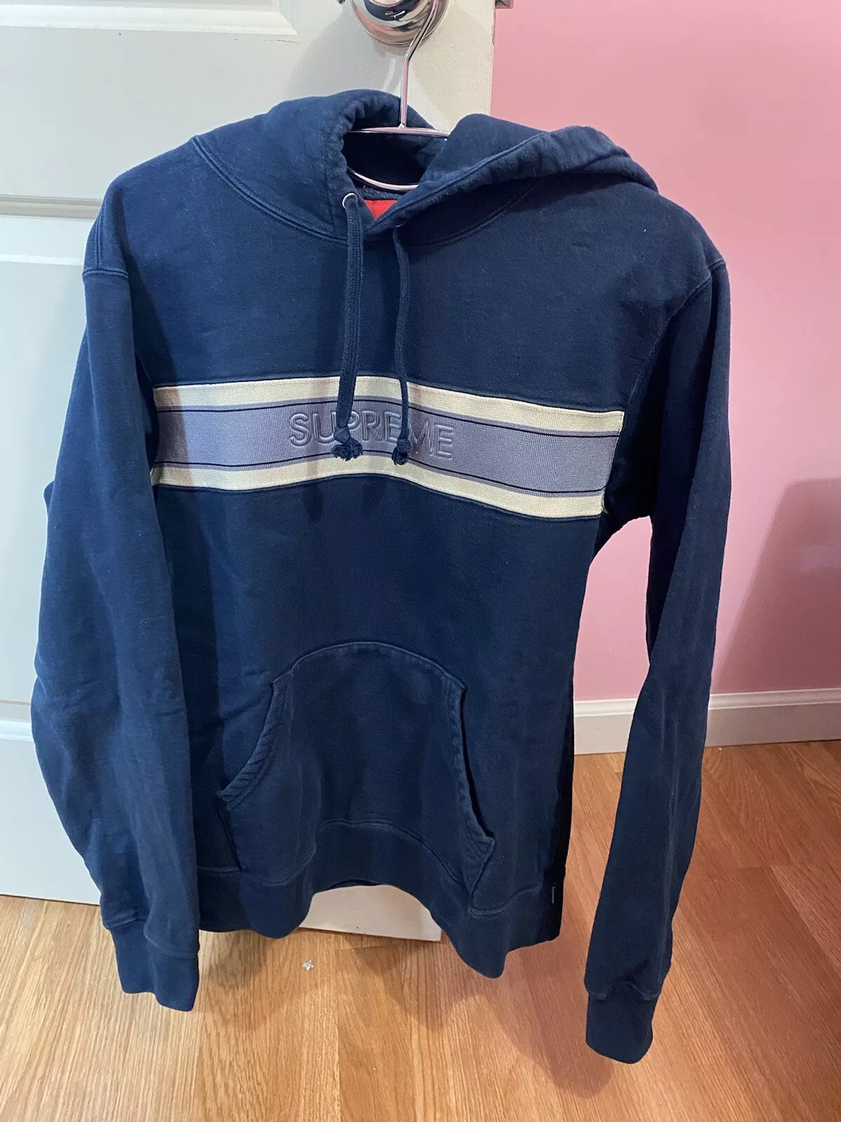 sweat à capuche suprême   taille M occasion