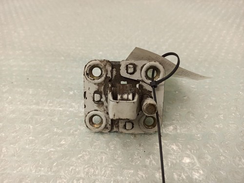 Mercedes-Benz E W123 1984 Motorhaubenverschluss W123 PUM40107