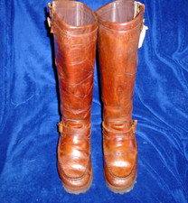 CHIPPEWA  SNAKE  PROOF BOOTS SIZE MENS SIZE 8...