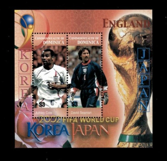 VINTAGE CLASSICS - Dominica 2003 - Soccer- Souvenir Stamp Sheet- Scott 2442- MNH