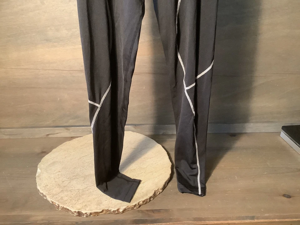 Defender Men's Baselayer Black Pants Athletic  Legging  Running Yoga Size XS NEW - Image 3 of 4