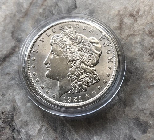 1921 MORGAN SILVER DOLLAR IN TOP BU CONDITION!!
