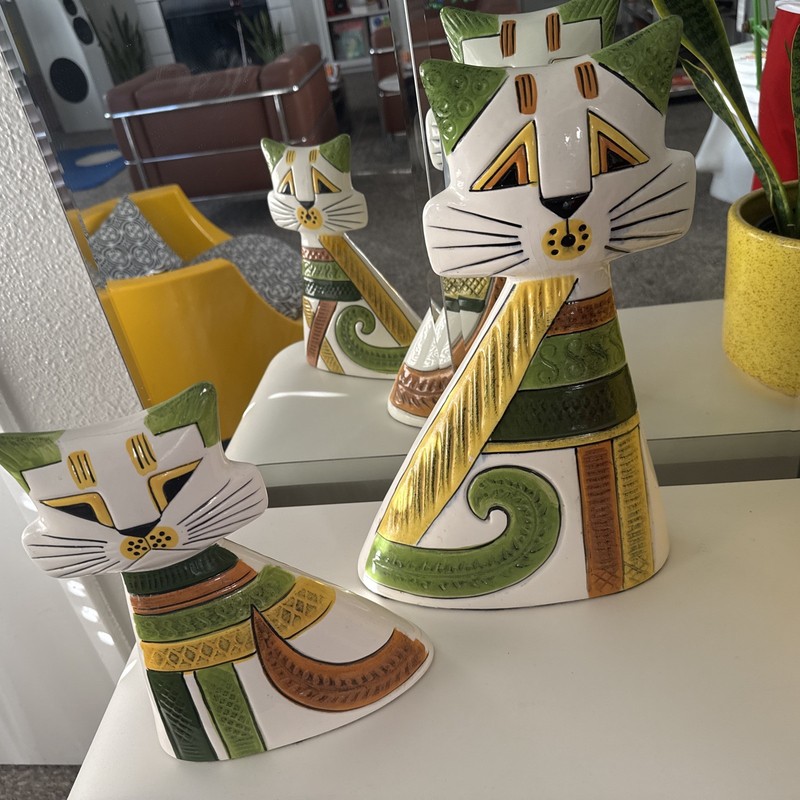 Vintage Turnabout Cat Heidi Schoop Pair of cats.