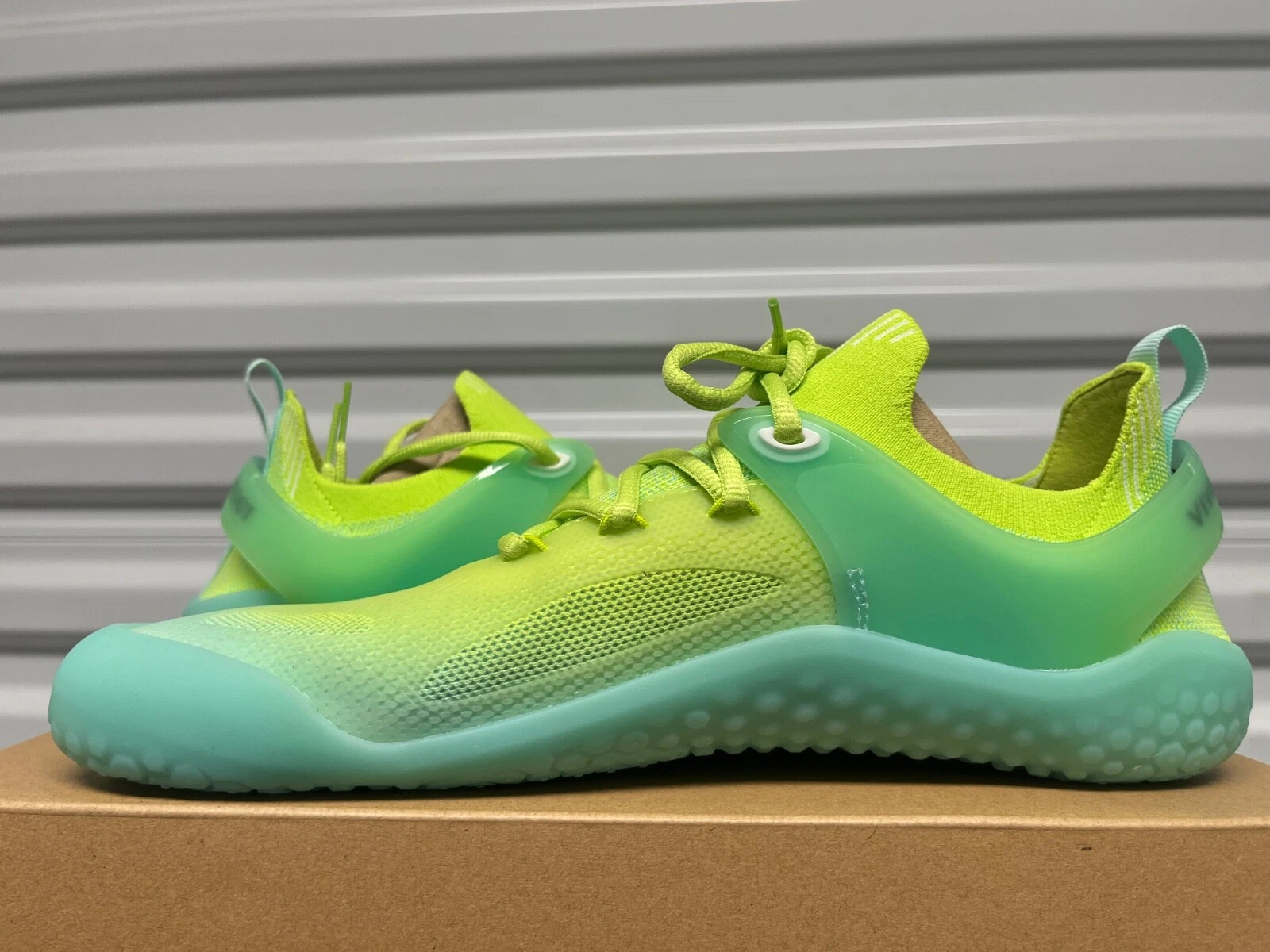 Vivobarefoot Motus Strength Beach Glass Minimalist Gym Shoe Wmns 11 EU43  Men 10