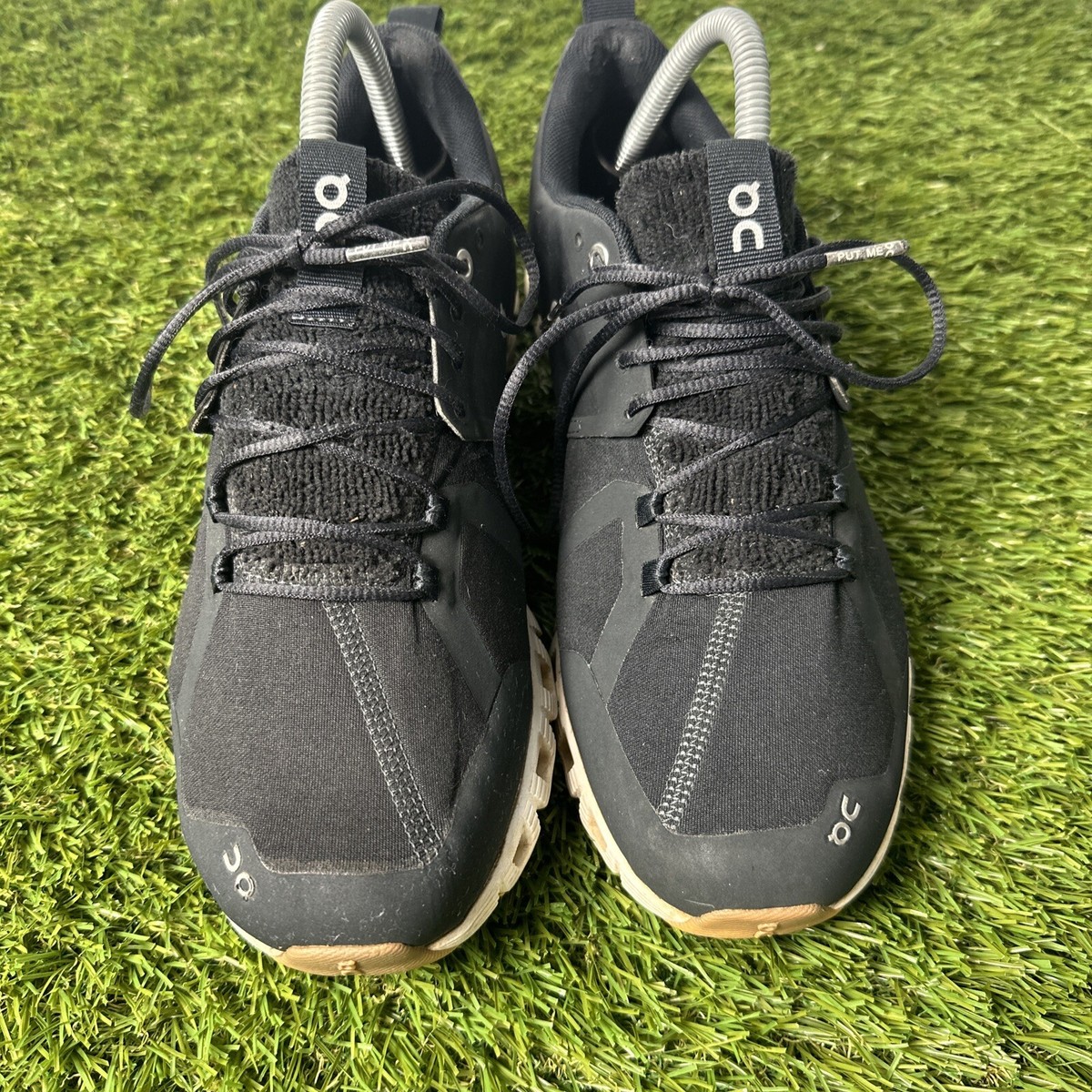 ON Cloud Terry Running Sneaker Shoes Black/White, Womens 9 Medium
