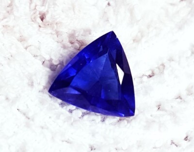 Natürlicher Tansanit Trillion-Cut 5,55 Ct Zertifiziert Edelstein Lose