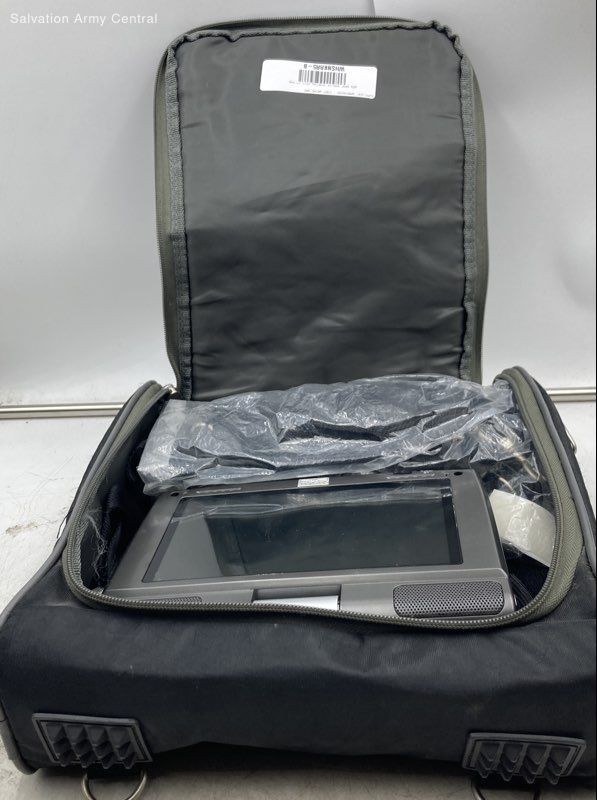 G2G Gear Silver Portable Mobile Car Display Unit DVD System In Bag