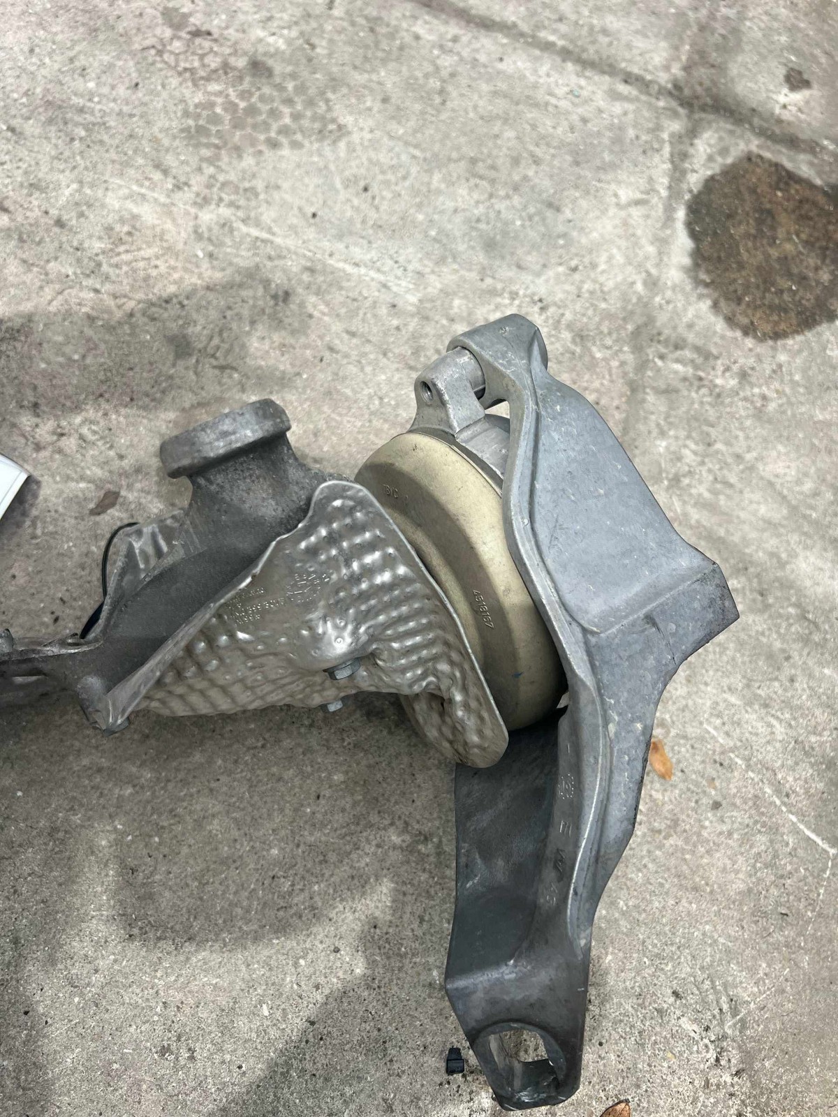 Bentley Bentayga 2015-2020 Right Transmissions Set