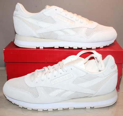 REEBOK MEN'S CLASSIC LEATHER WHITE RUNNING COURSE SNEAKERS SIZE 9.5 NEW IN BOX