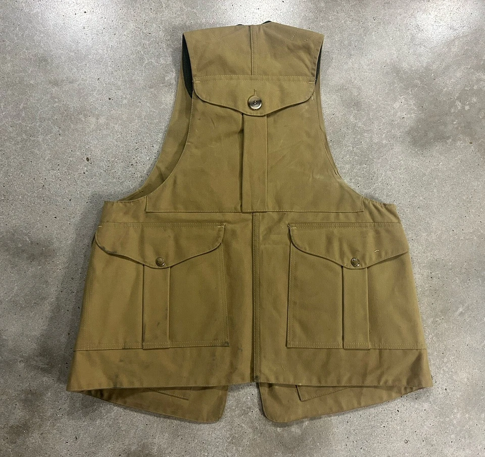 Vintage Filson Tin Cloth Hunting Vest Men's Sz 32 Half Moon VGUC Vintage - Image 2 of 4