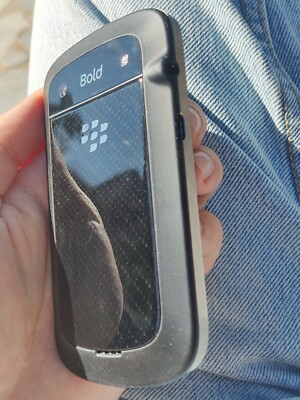 BlackBerry Bold 9900 - 8GB - Black (Unlocked) Smartphone