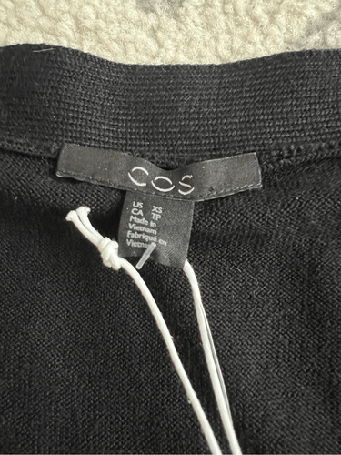 Cos Cardigan Sweater Women XS Oversized Black 100% Wool Button Up V-Neck - Picture 3 of 6