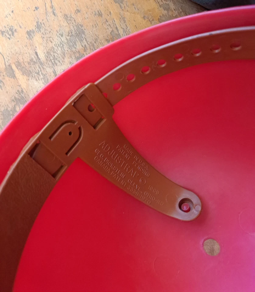 Casco de bateo vintage de béisbol de los Cardenales de San Luis 1969 GEO Dickstein EE. UU. Foto 4 de 4