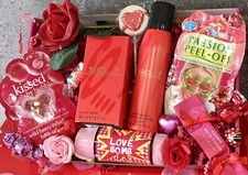 BIRTHDAY ANNIVERSARY Gift Box For Her Perfume Bath Bomb Hamper, Wife Girlfriend