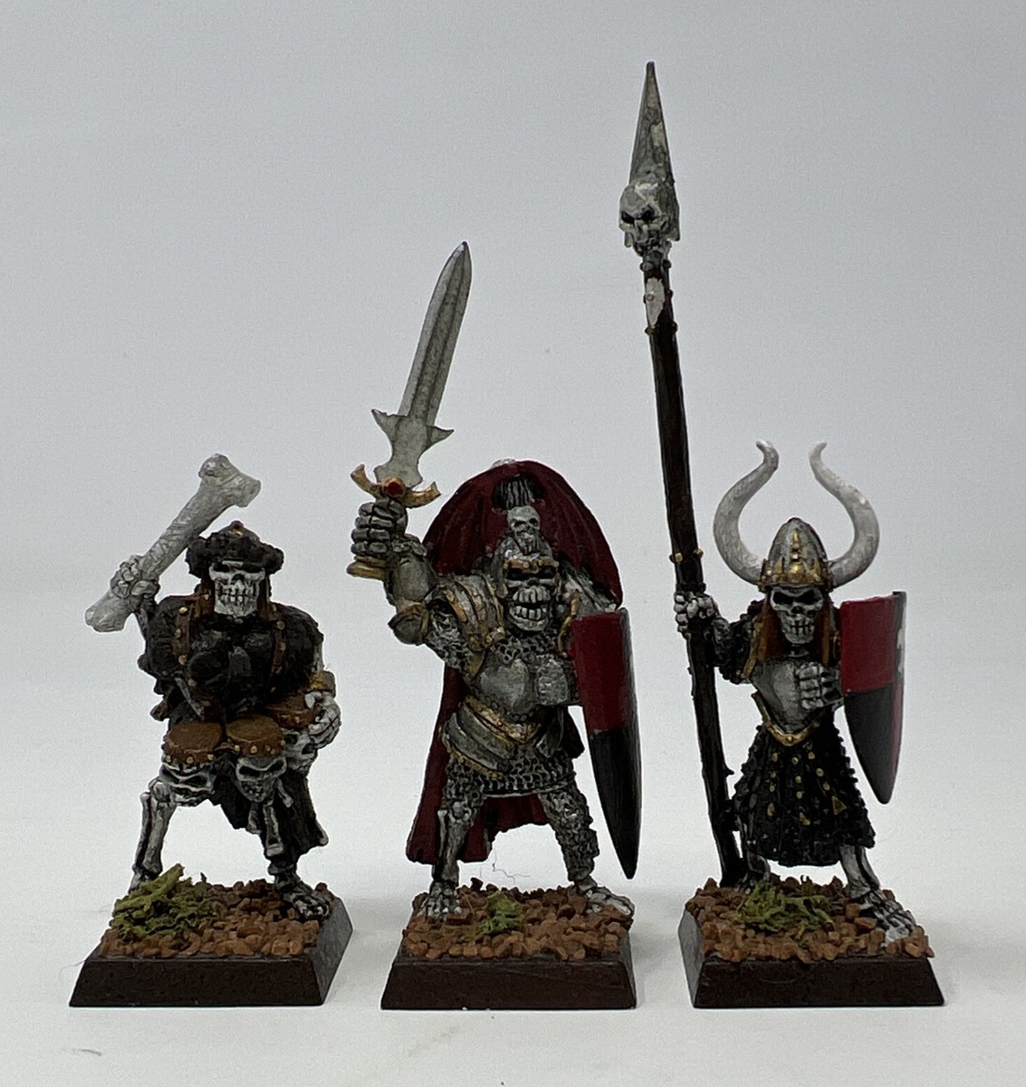 Warhammer Fantasy: Undead Armored Skeleton Command 