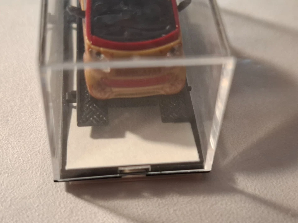 Busch  48964 - 1:87 - Circus Roncalli - Smart City Coupe - aus Regal - Bild 3 von 4