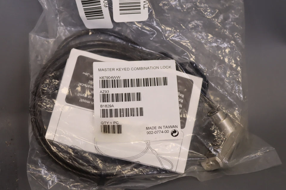 Kensington NanoSaver™ Combination Laptop Lock K67904WW - Image 2 of 4