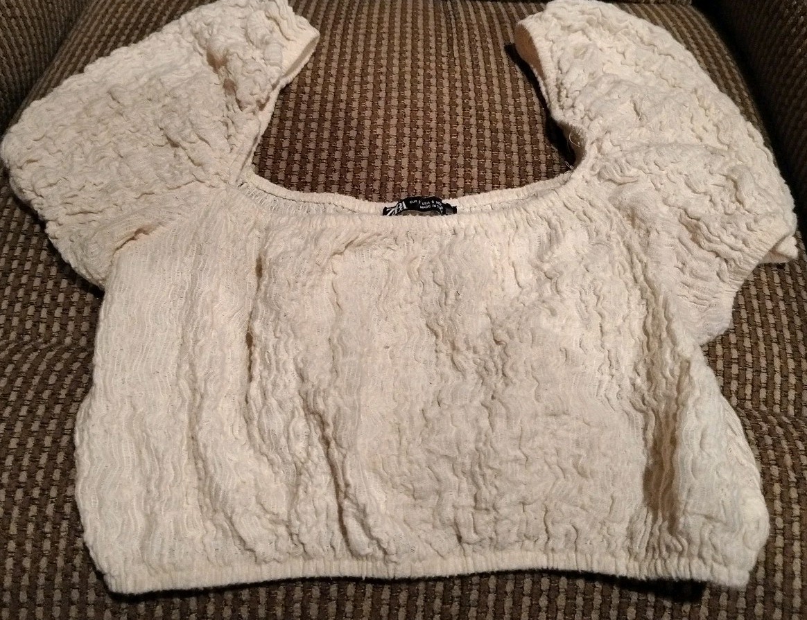 Zara Crop Top- textured, puffy sleeves, off-the-shoulder, Ivory/Cream, Size S thumbnail 2