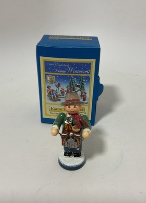 Kathe Wohlfahrt Beautiful Winter Time Hurdy Gurdy Man No. 116-097
