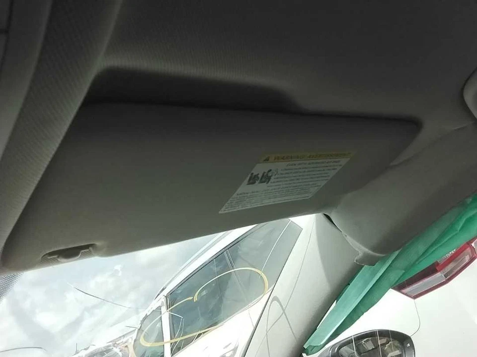 Used Right Sun Visor fits: 2015 Volkswagen Golf Htbk illuminated R. Right Grade Foto 2 de 4