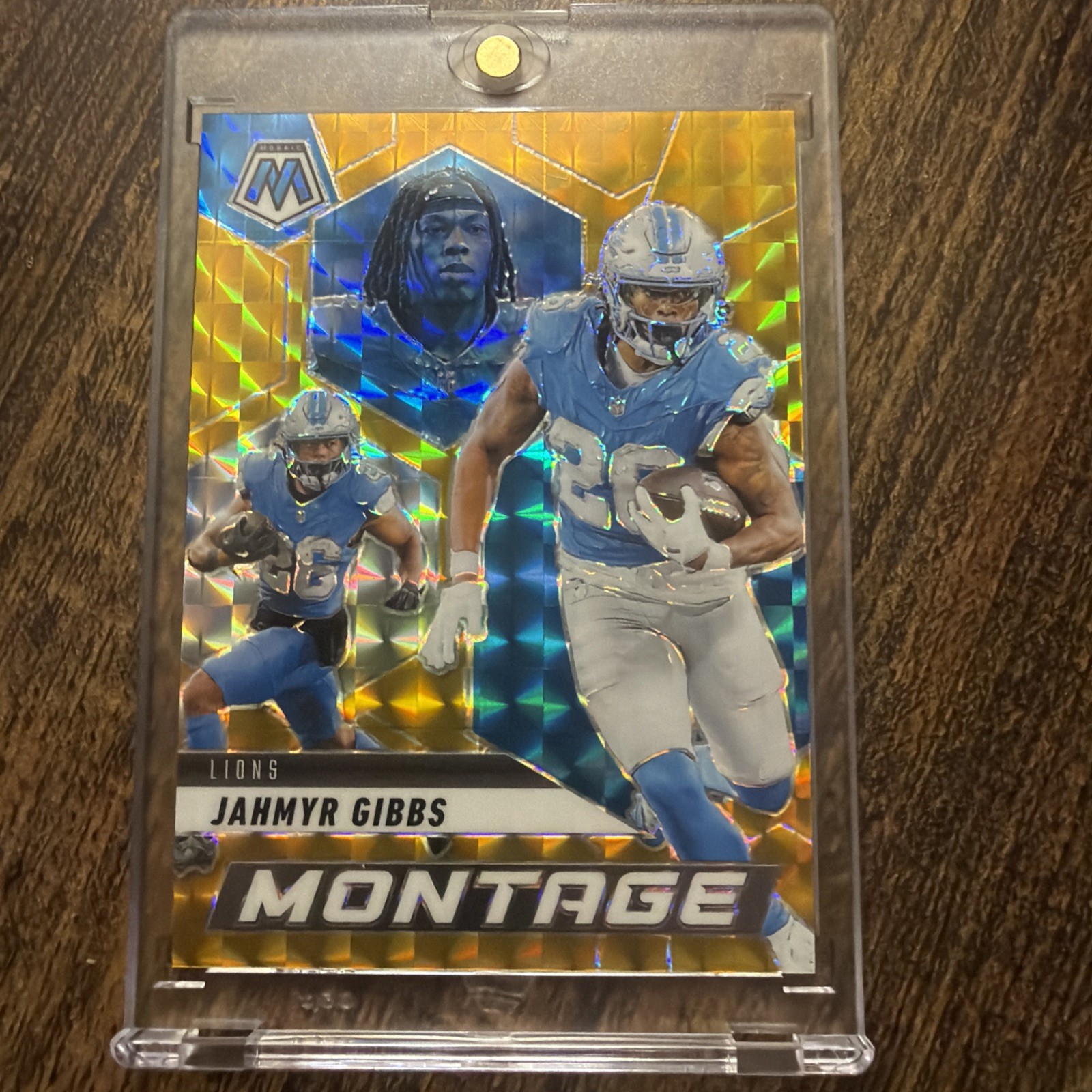 2025 Panini Mosaic Jahmyr Gibbs Montage Gold prizm /10 Detroit Lions