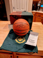 LEBRON JAMES UPPERDECK SIGNED FULL SIZE BASKETBALL AUTOGRAPH BOX COA BAG CLEAN