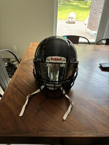 batman hjc helmet Custom - Did you get your HJC Rpha11 Batman Helmet yet?  Get it on  customelements.in