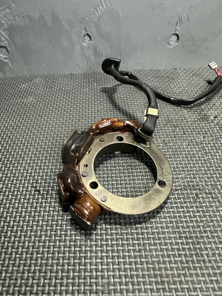 ALTERNADOR GENERADOR DE ESTATOR MAGNETO 83-84 ORIGINAL OEM 1983 HONDA XR500R Foto 2 de 4