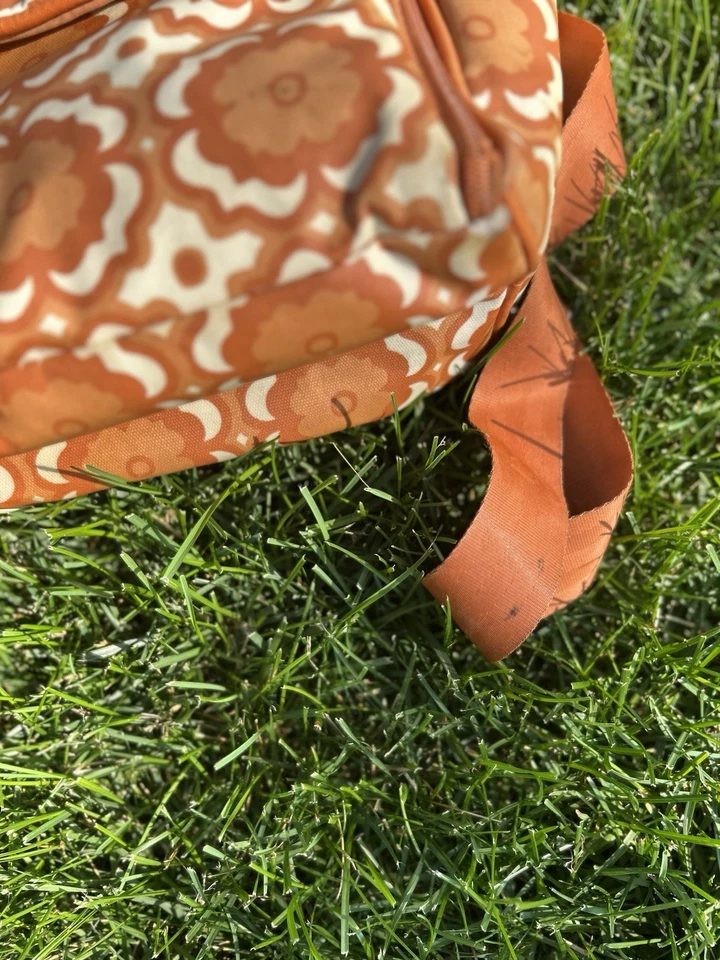 🌸 Bolsa de pañales inferior petunia pepinillo • Elegante correa ajustable cuadrada de flores de naranja Foto 4 de 4