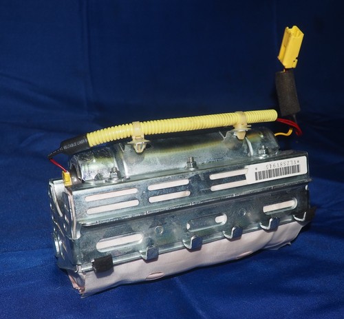 Honda CR-V Passenger Right Side Dashboard Air Bag Assembly OEM W/Warranty - Picture 7 of 11