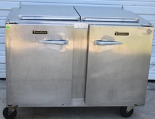2017 TRAULSEN UST4818-LR REFRIGERATED SANDWICH PREP TABLE 48"