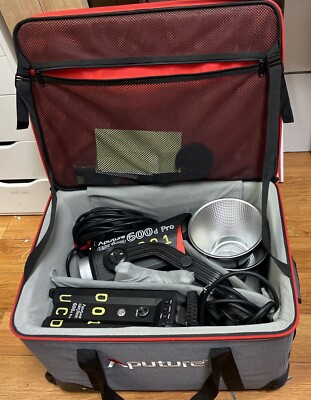 Aputure LS 600d Pro - Complete Set - Original Case - FOR PARTS - AS-IS