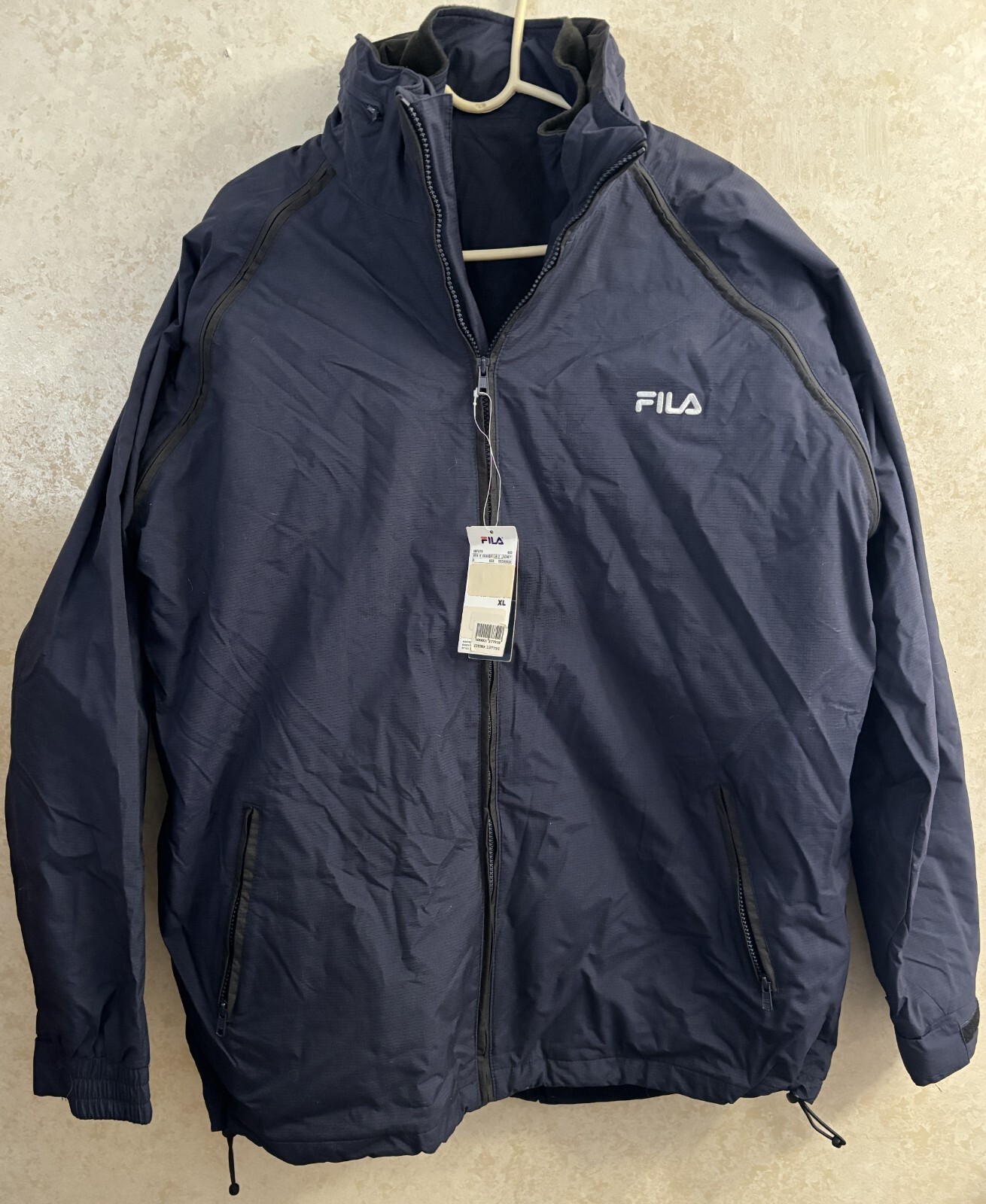 GIACCA UOMO FILA 4 IN 1 CONVERTIBILE CON CAPPUCCIO NASCOSTO XL NUOVA CON ETICHETTA BLU NAVY