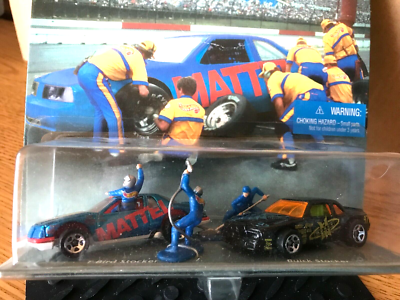 Vintage 1996 Hot Wheels Action Pack NASCAR Racing T-Bird and Buick