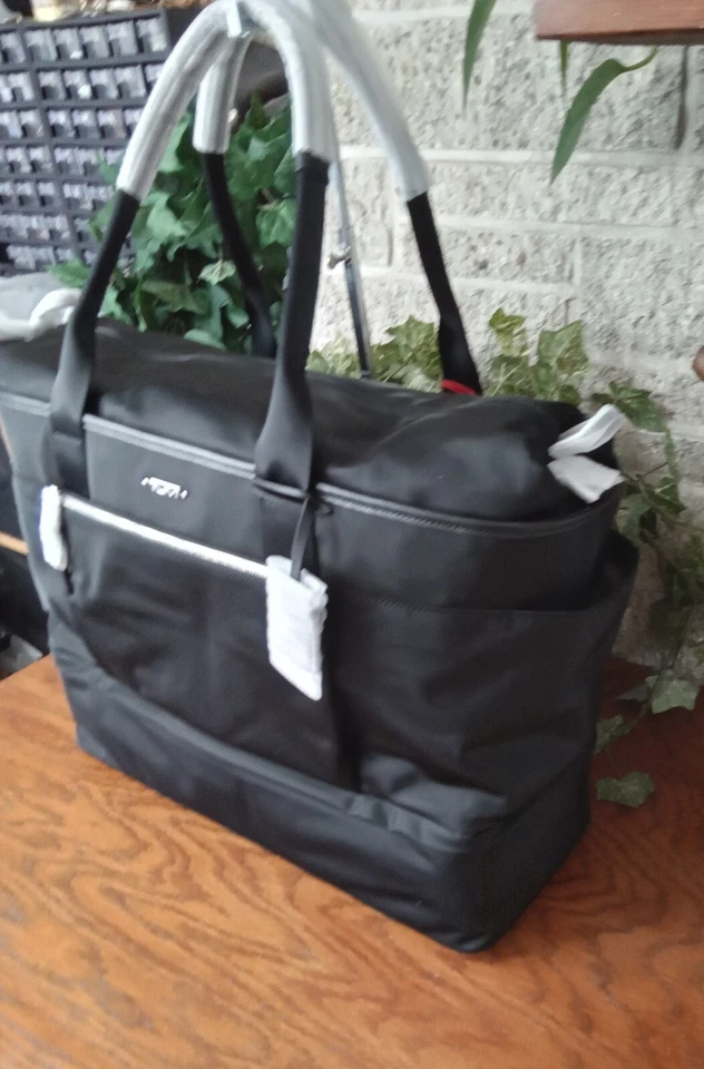 NWT TUMI VOYAGEUR CARLYN WEEKENDER BAG SHOULDER LAPTOP TRAVEL CARRYON SUITCASE - Image 2 of 4
