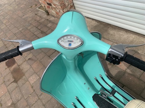 Vespa 150 VBB 1962 / 1964 - Piaggio Classic Scooters - Picture 7 of 20