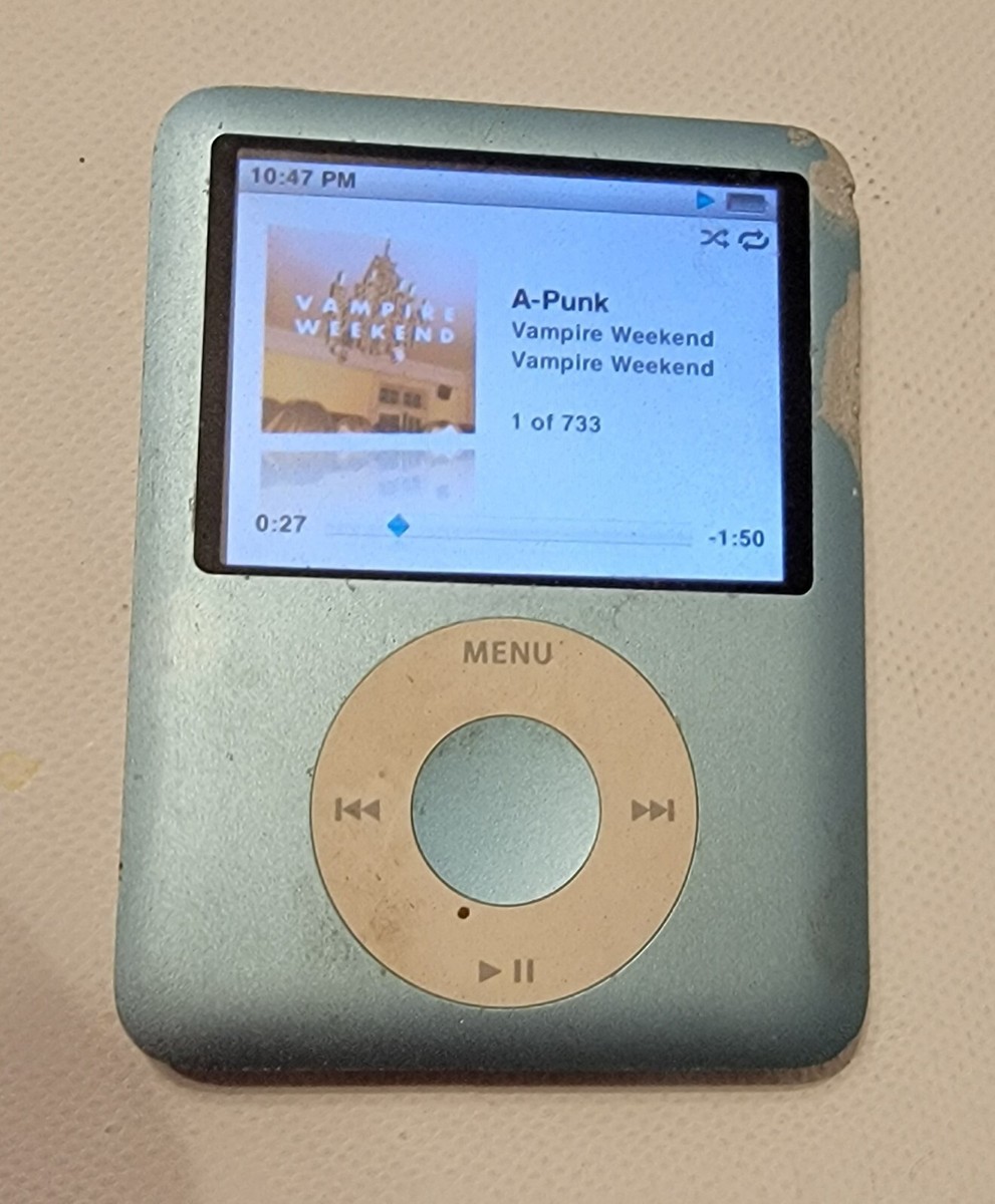 Apple iPod Nano A1236 8GB Green Player M9434LL 733 songs
