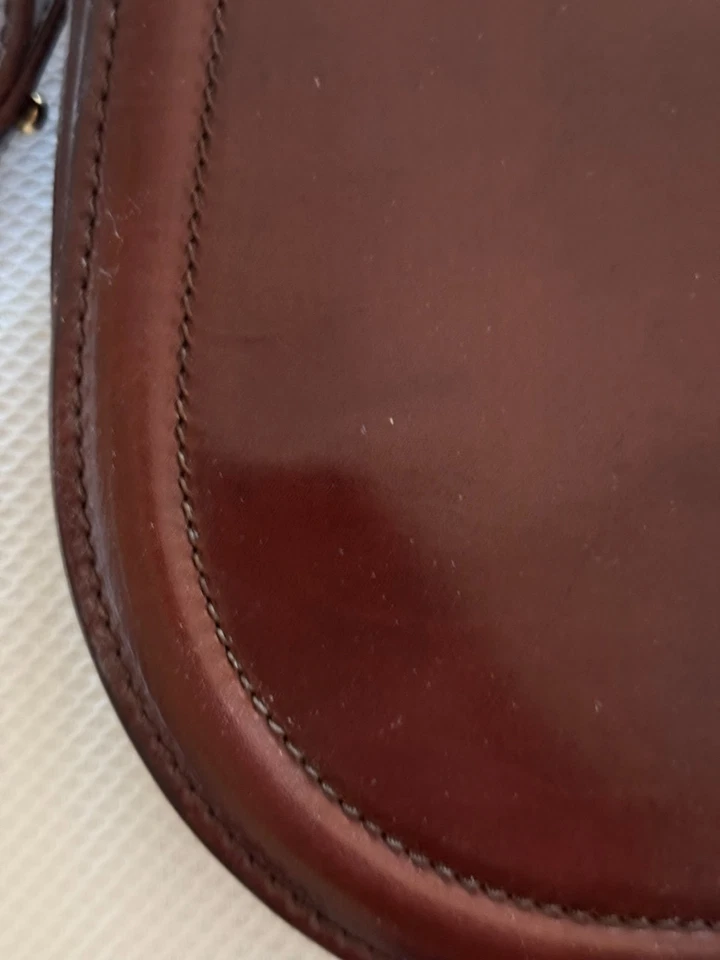 Bolso Saddlers Union hecho a mano castaño con correa Foto 2 de 4